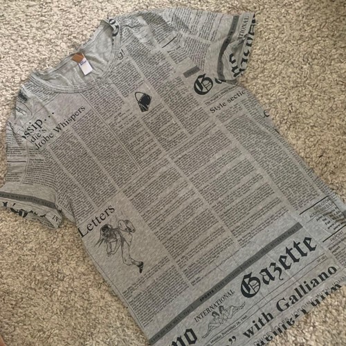Shirt stampa giornale john - giornale,